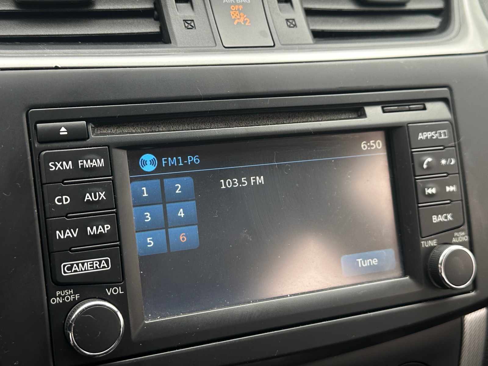 Thumbnail: 2015 Nissan Sentra - 3