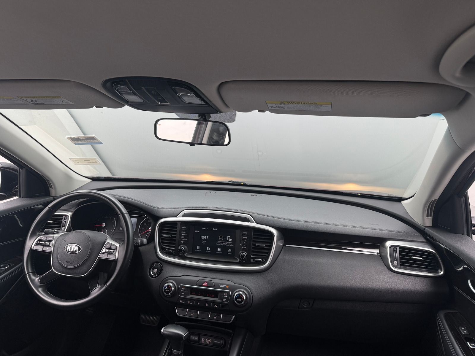 Thumbnail: 2020 Kia Sorento - 3
