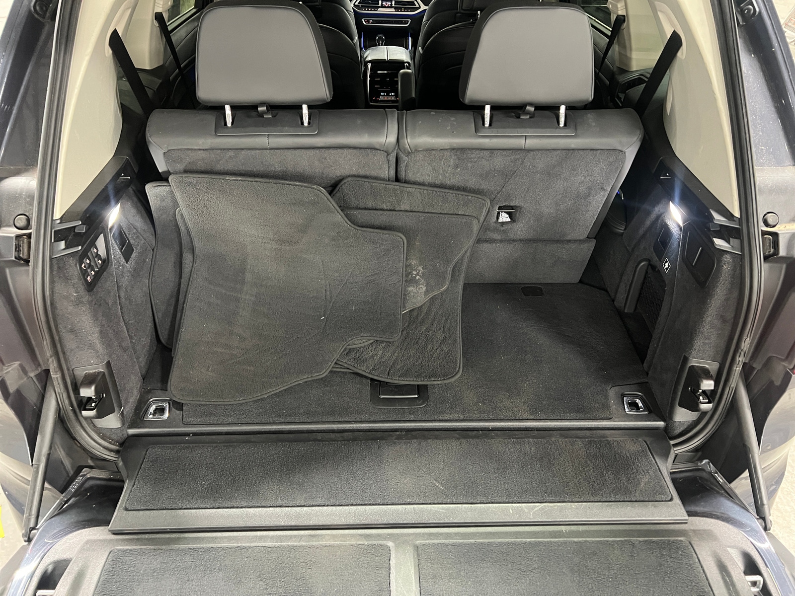 Thumbnail: 2020 BMW X7 - 6