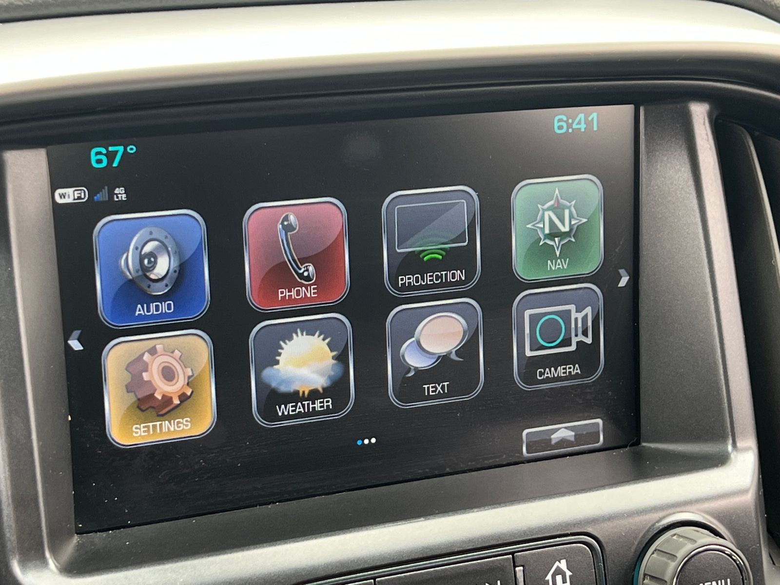 Thumbnail: 2018 Chevrolet Colorado - 3