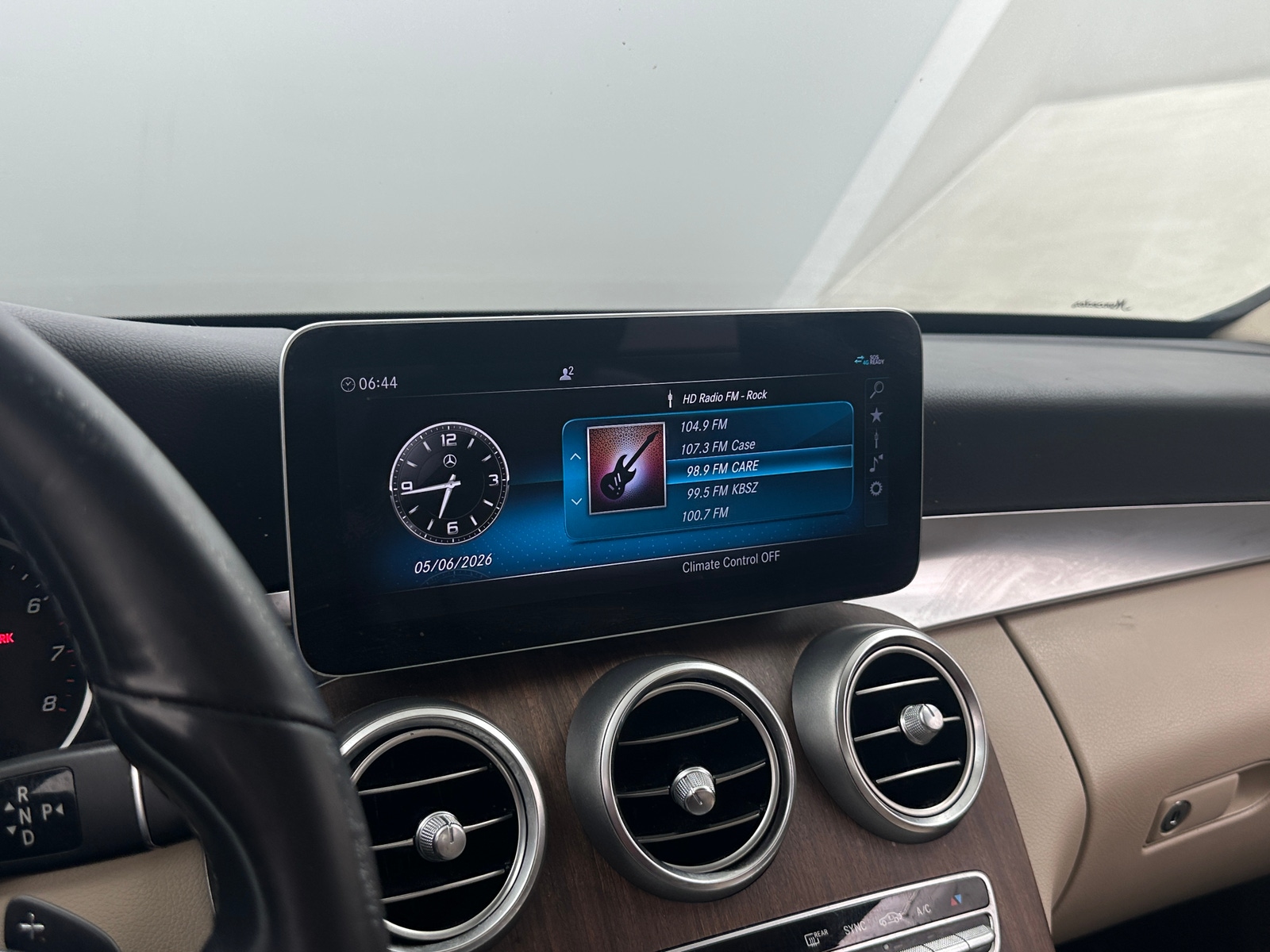 Thumbnail: 2020 Mercedes-Benz C-Class - 3