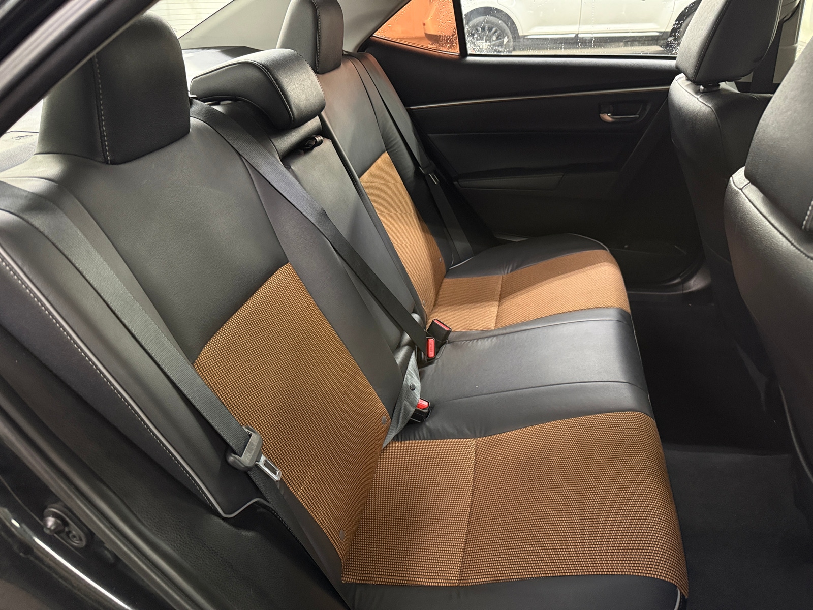 Thumbnail: 2015 Toyota Corolla - 5