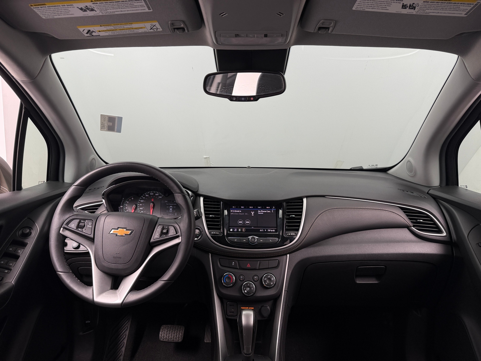 Thumbnail: 2020 Chevrolet Trax - 3