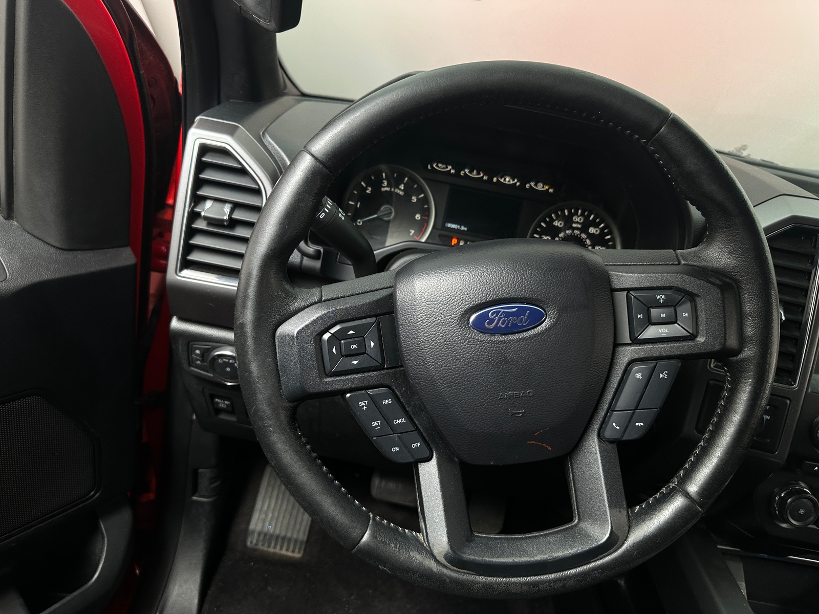 Thumbnail: 2017 Ford Econoline - 5