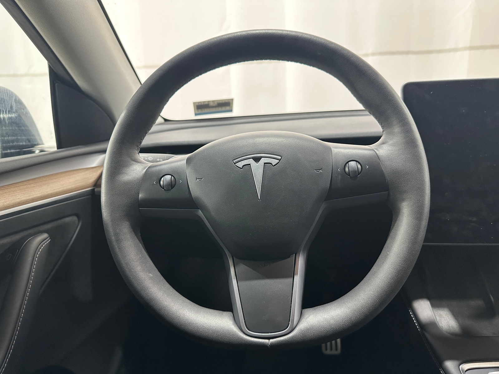 Thumbnail: 2023 Tesla Model Y - 4