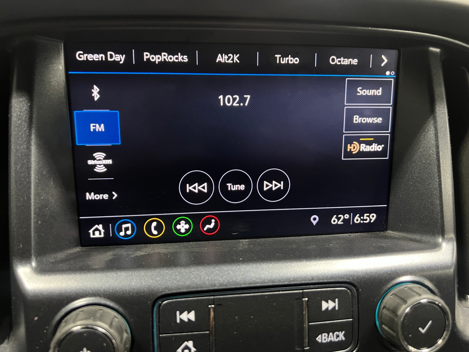 Thumbnail: 2019 Chevrolet Colorado - 4