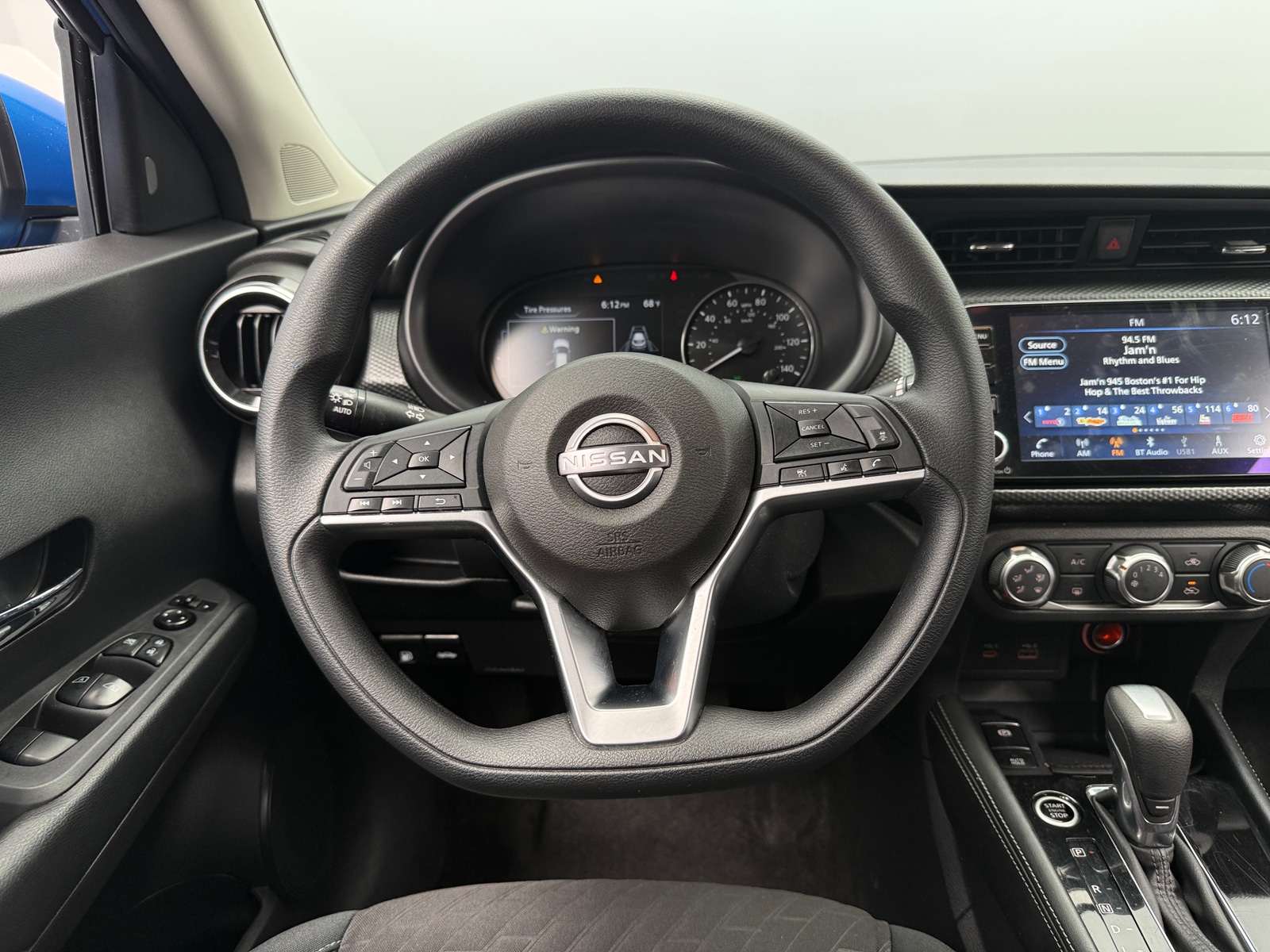 Thumbnail: 2023 Nissan Kicks - 5