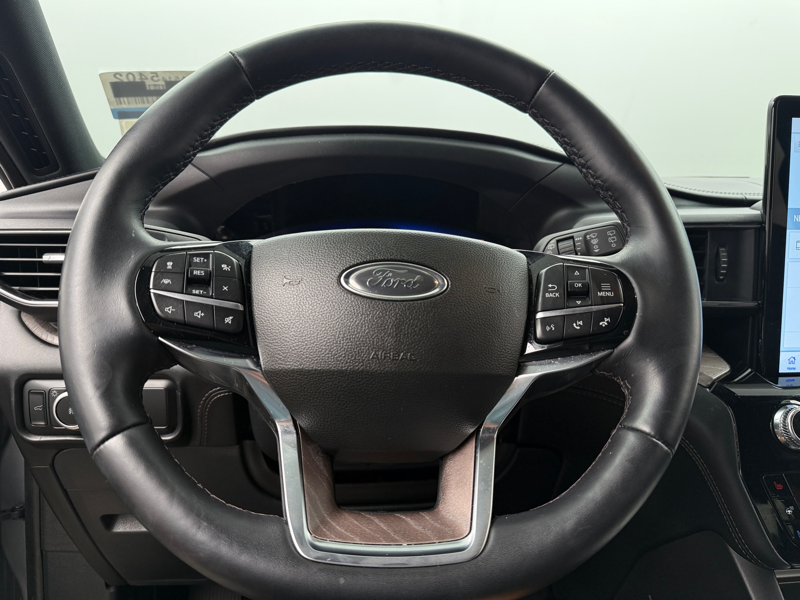 Thumbnail: 2023 Ford Explorer - 4
