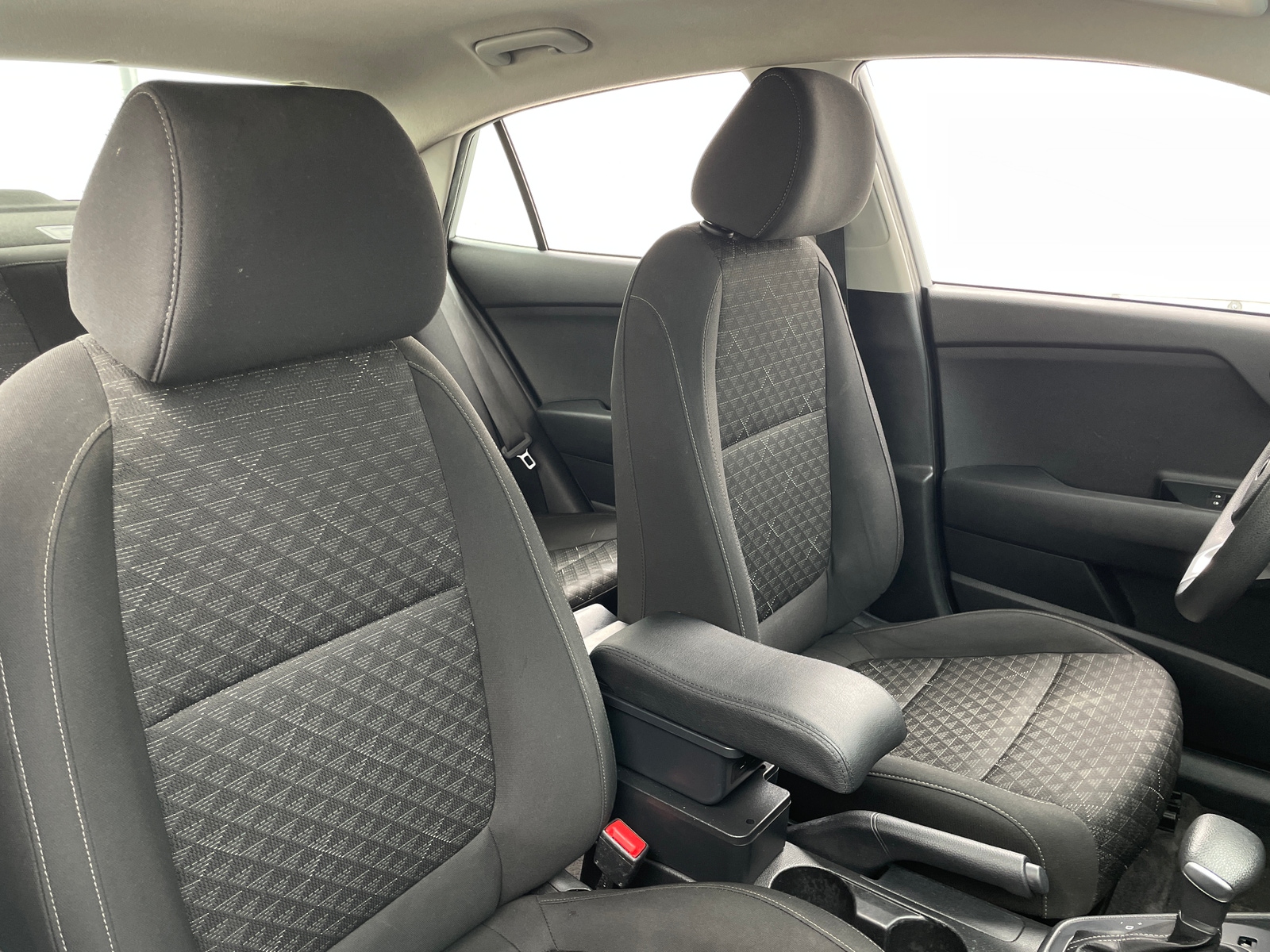 Thumbnail: 2021 Kia Rio - 2