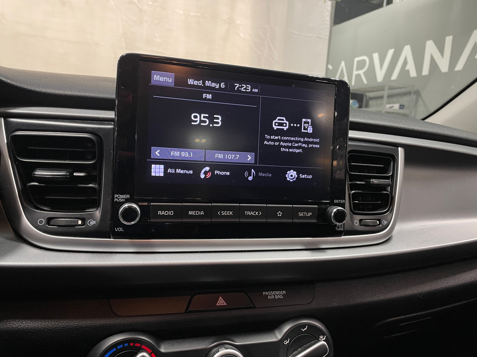 Thumbnail: 2021 Kia Rio - 4