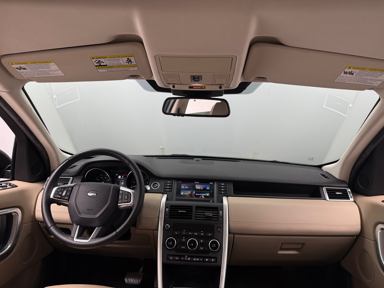 Thumbnail: 2019 Land Rover Discovery Sport - 2