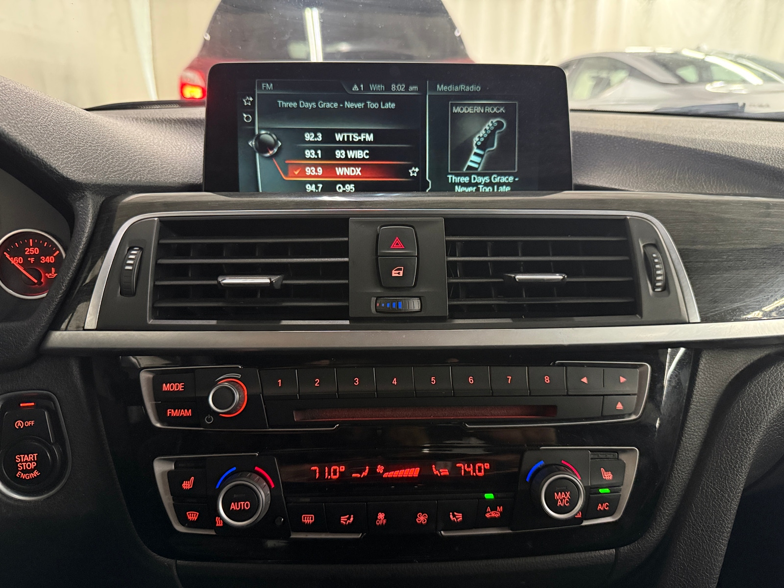 Thumbnail: 2017 BMW 3 Series - 3
