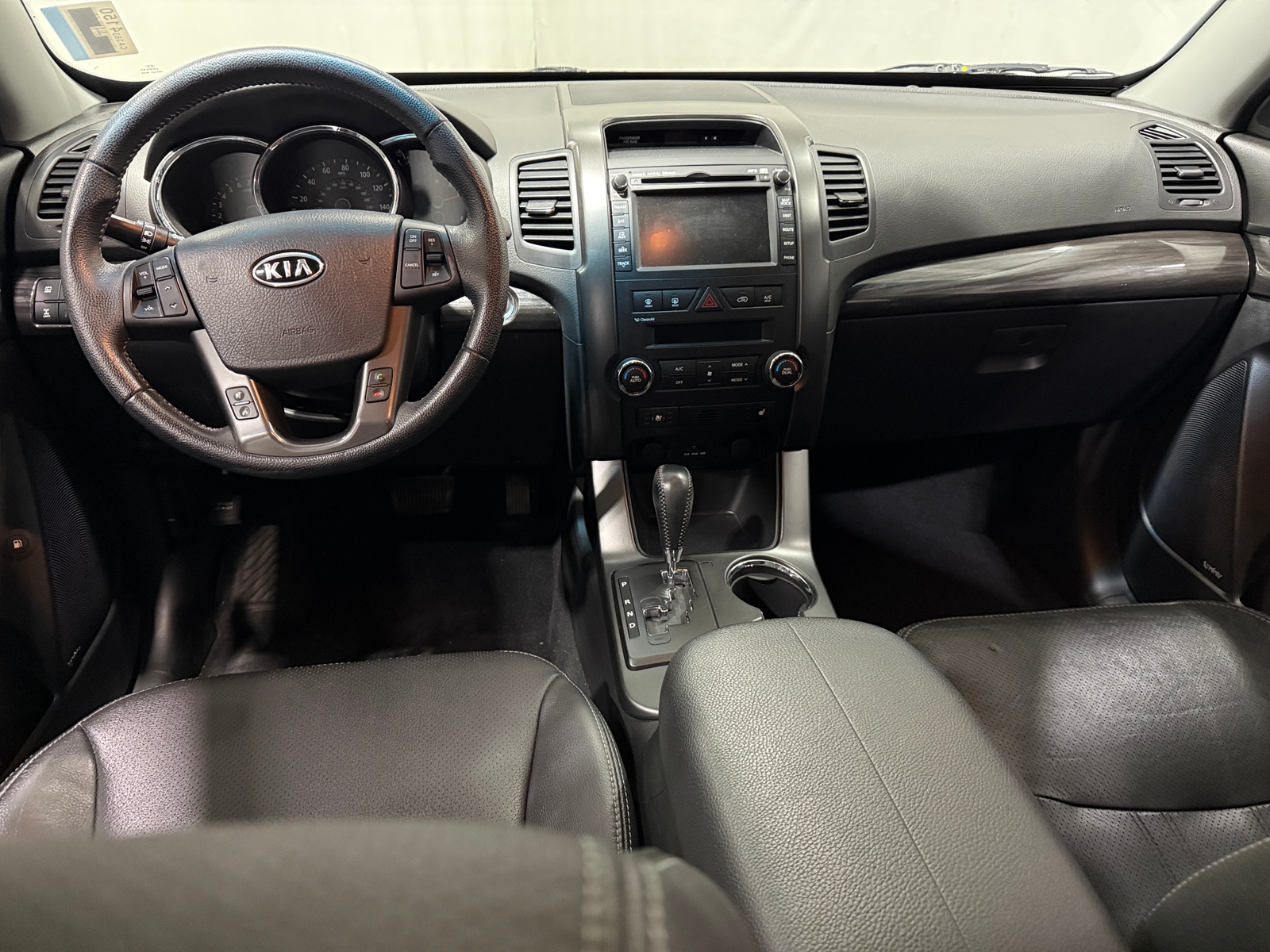 Thumbnail: 2013 Kia Sorento - 2