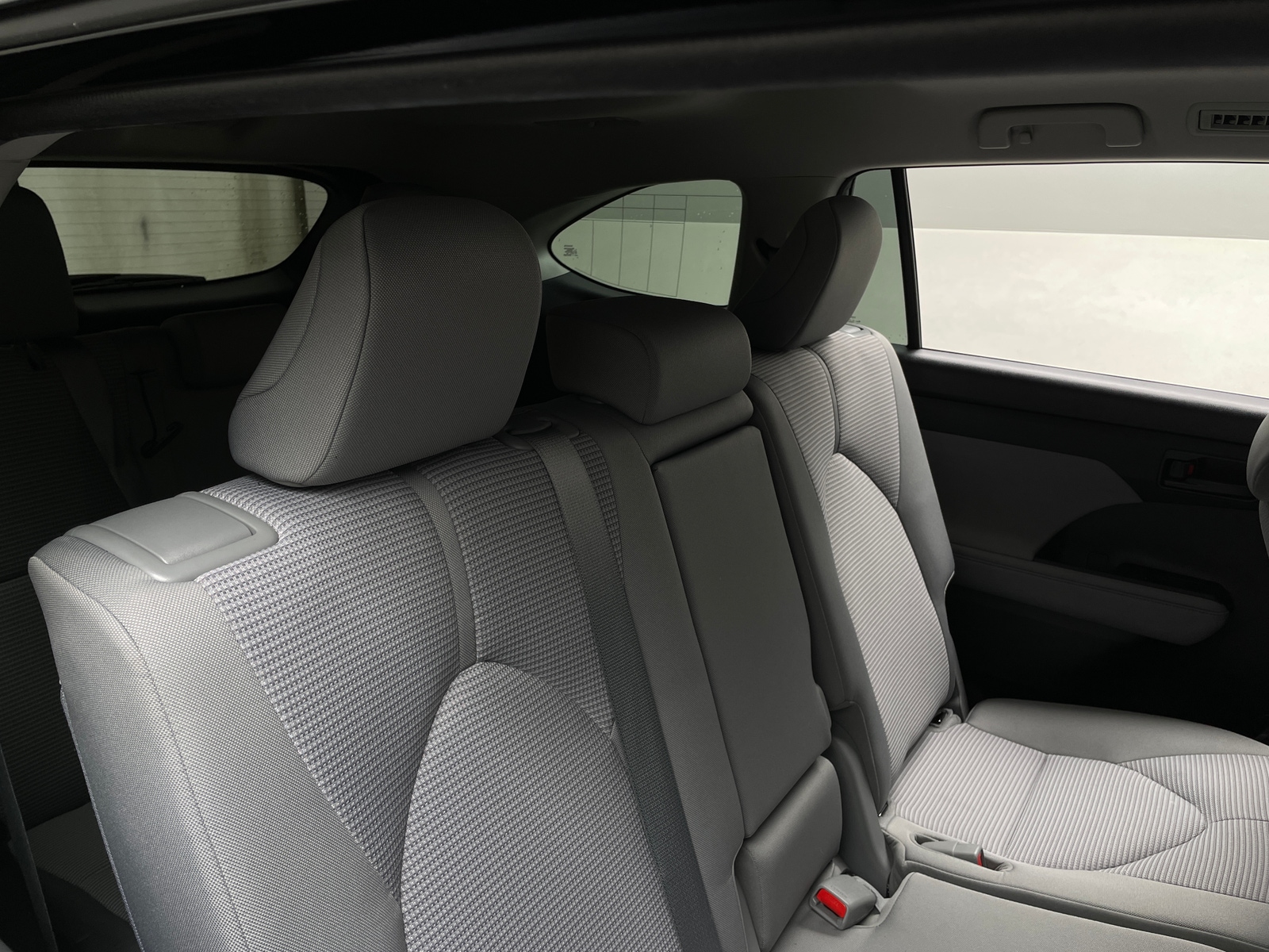 Thumbnail: 2023 Toyota Highlander - 6