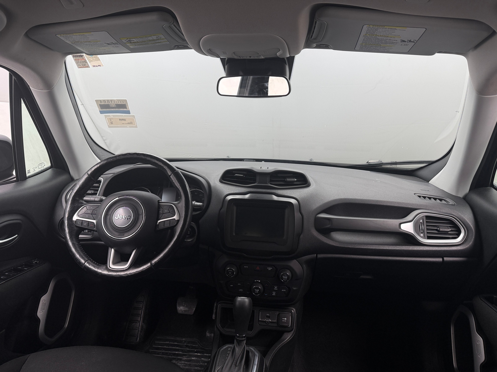 Thumbnail: 2020 Jeep Renegade - 3