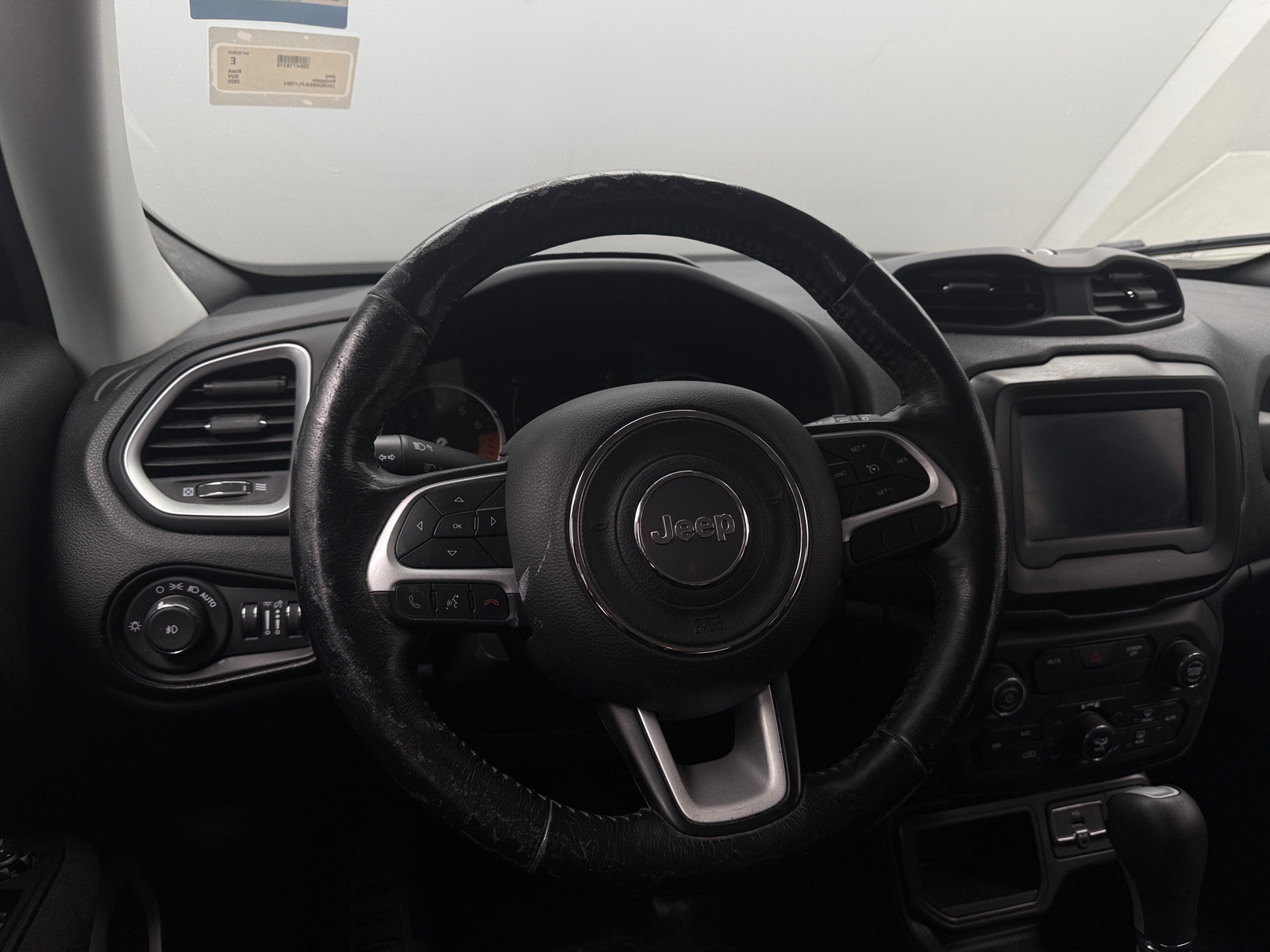 Thumbnail: 2020 Jeep Renegade - 5