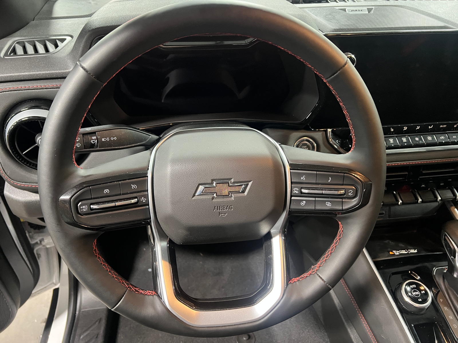 Thumbnail: 2025 Chevrolet Colorado - 5