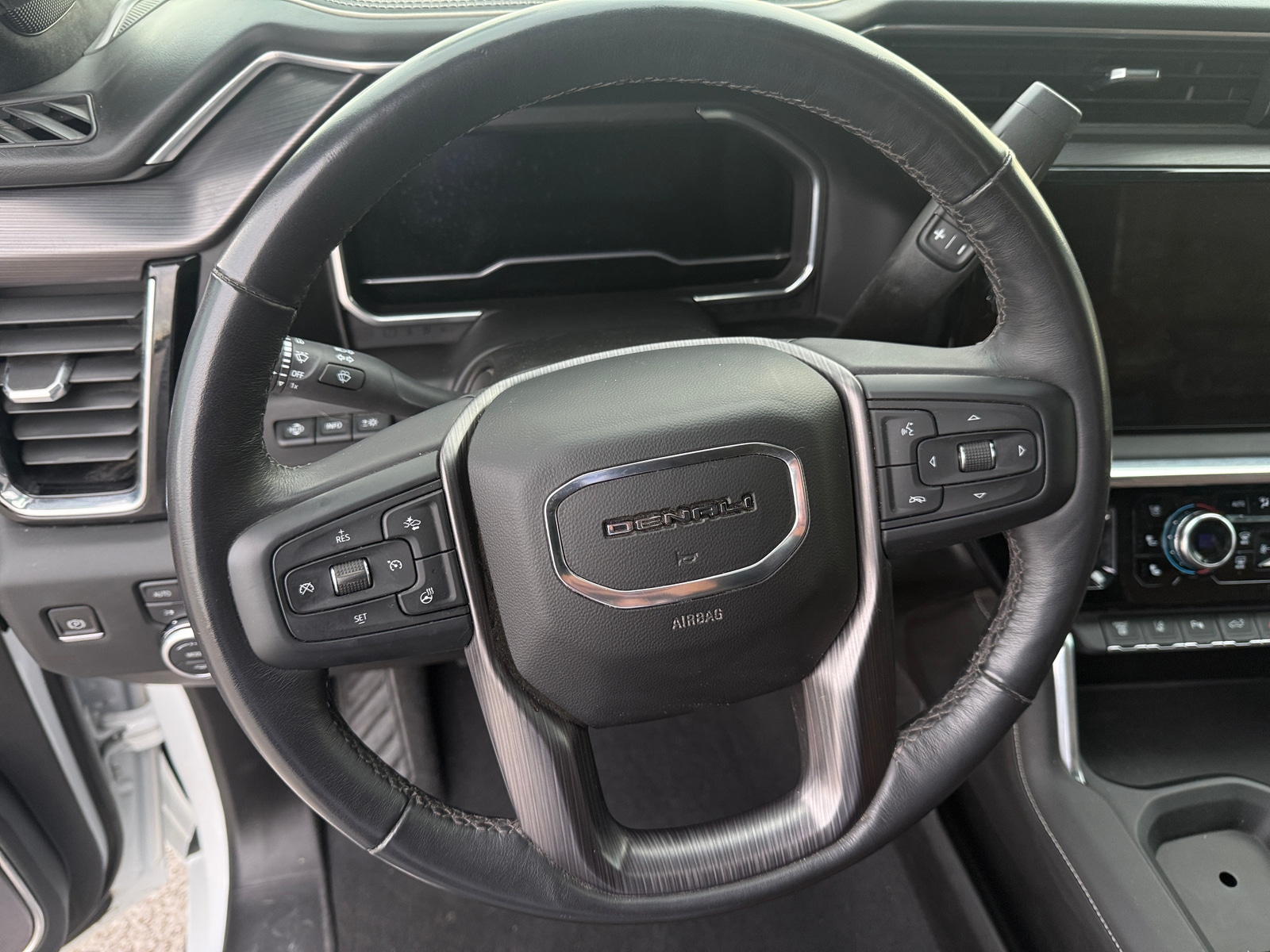Thumbnail: 2024 GMC Sierra 3500 - 4