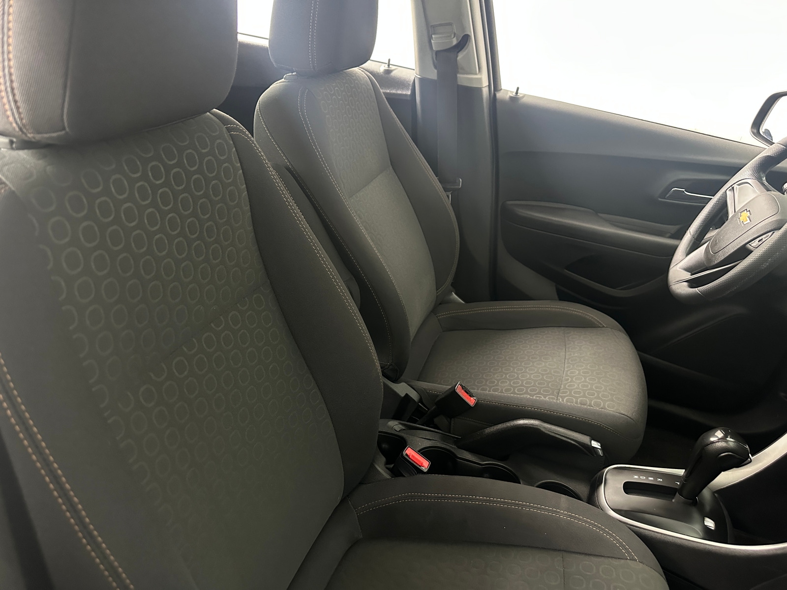 Thumbnail: 2020 Chevrolet Trax - 2