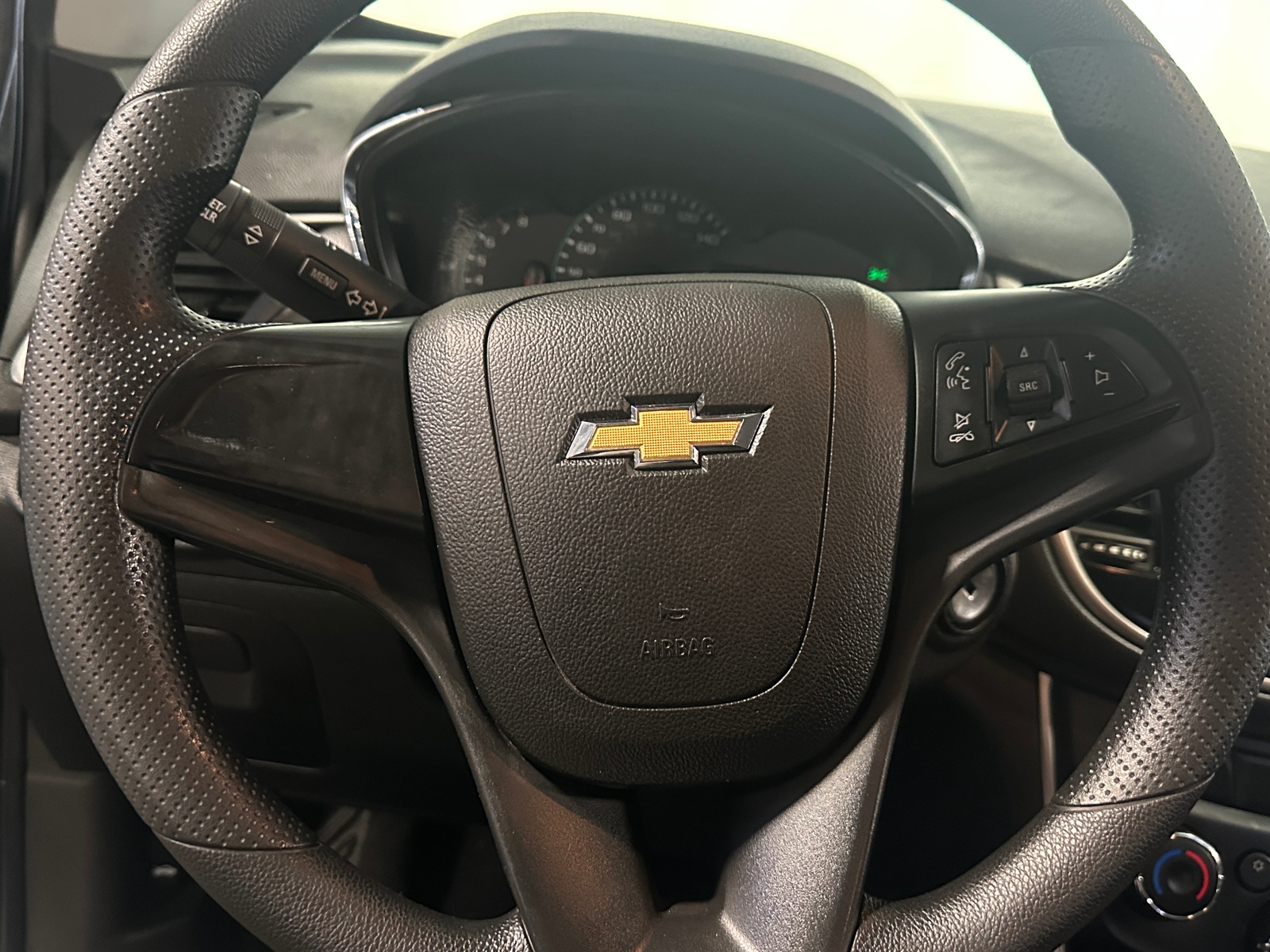 Thumbnail: 2020 Chevrolet Trax - 5