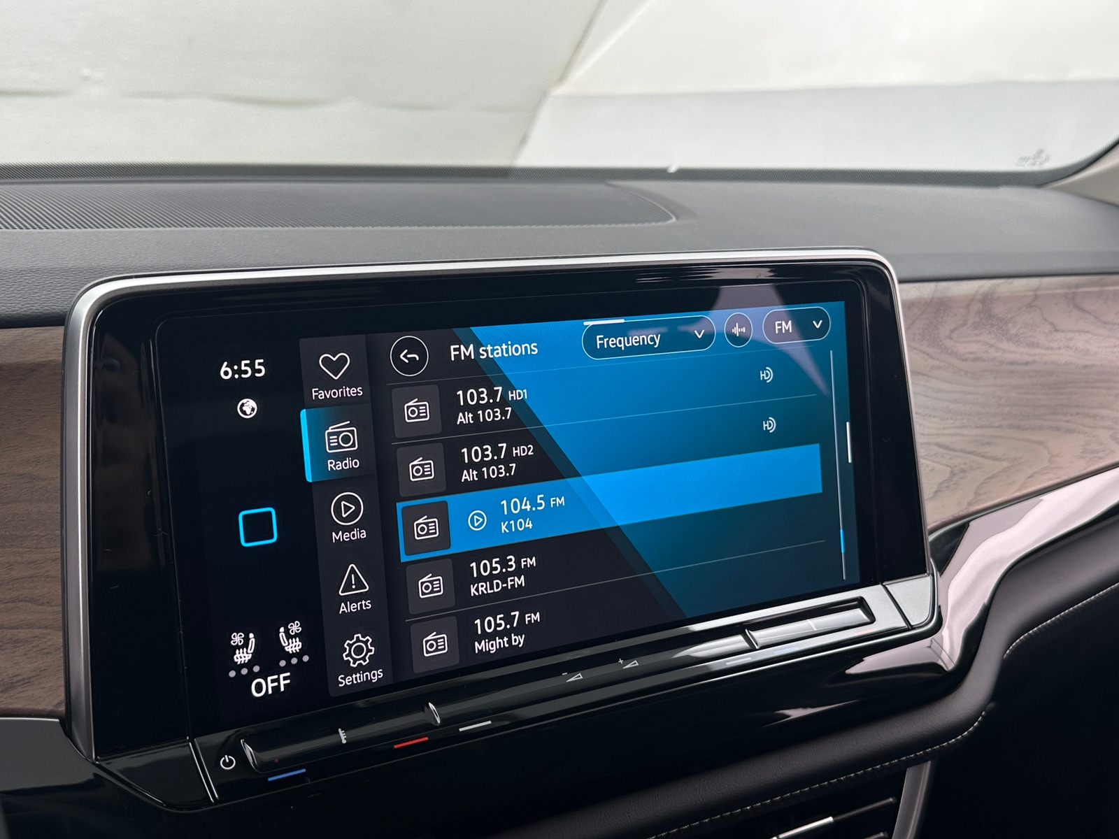 Thumbnail: 2026 Volkswagen Atlas - 3