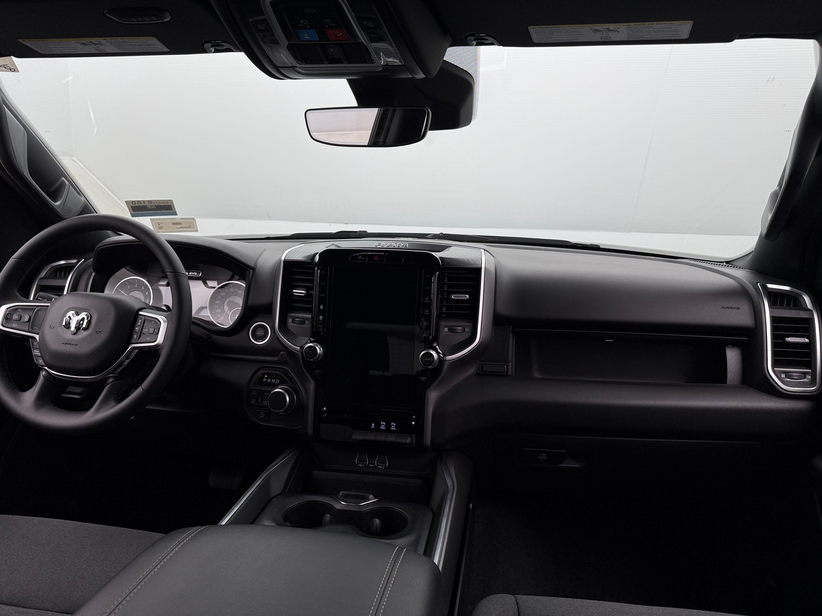 Thumbnail: 2025 RAM 1500 - 3