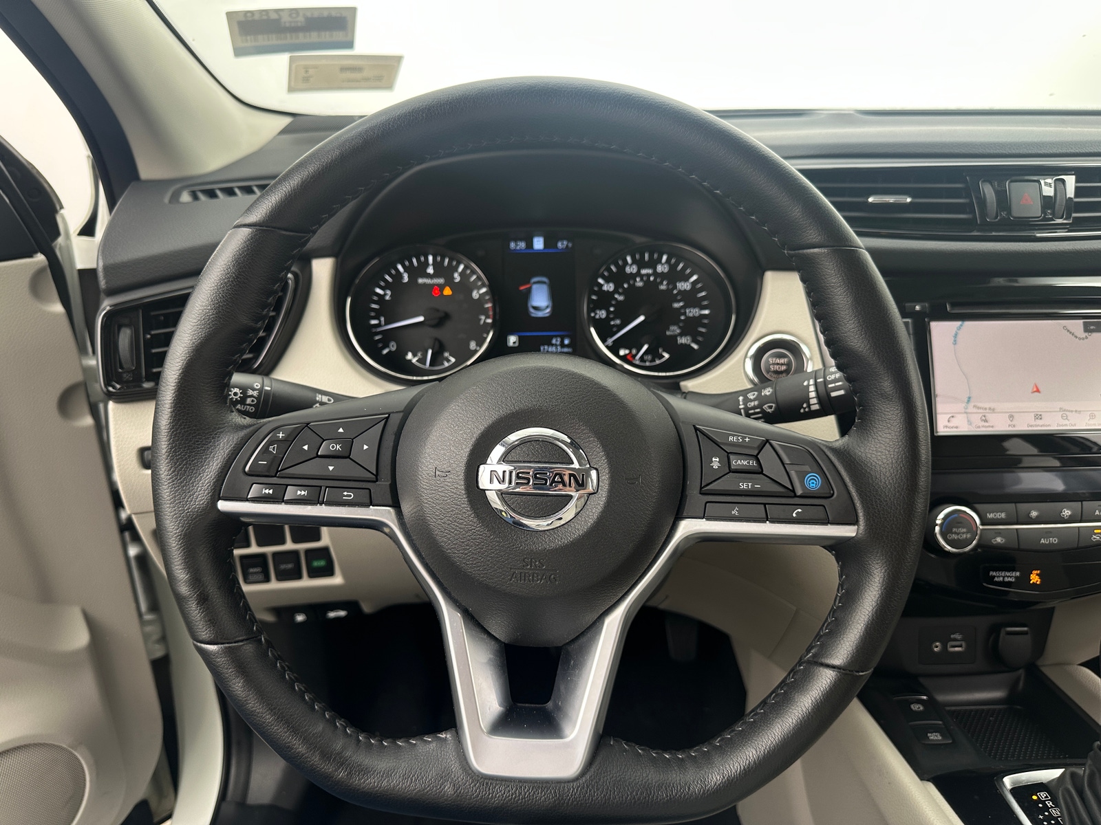 Thumbnail: 2022 Nissan Rogue Sport - 4