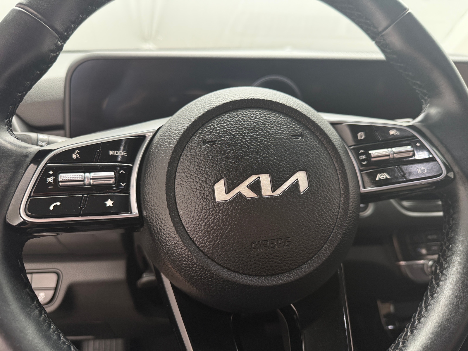 Thumbnail: 2024 Kia Seltos - 4