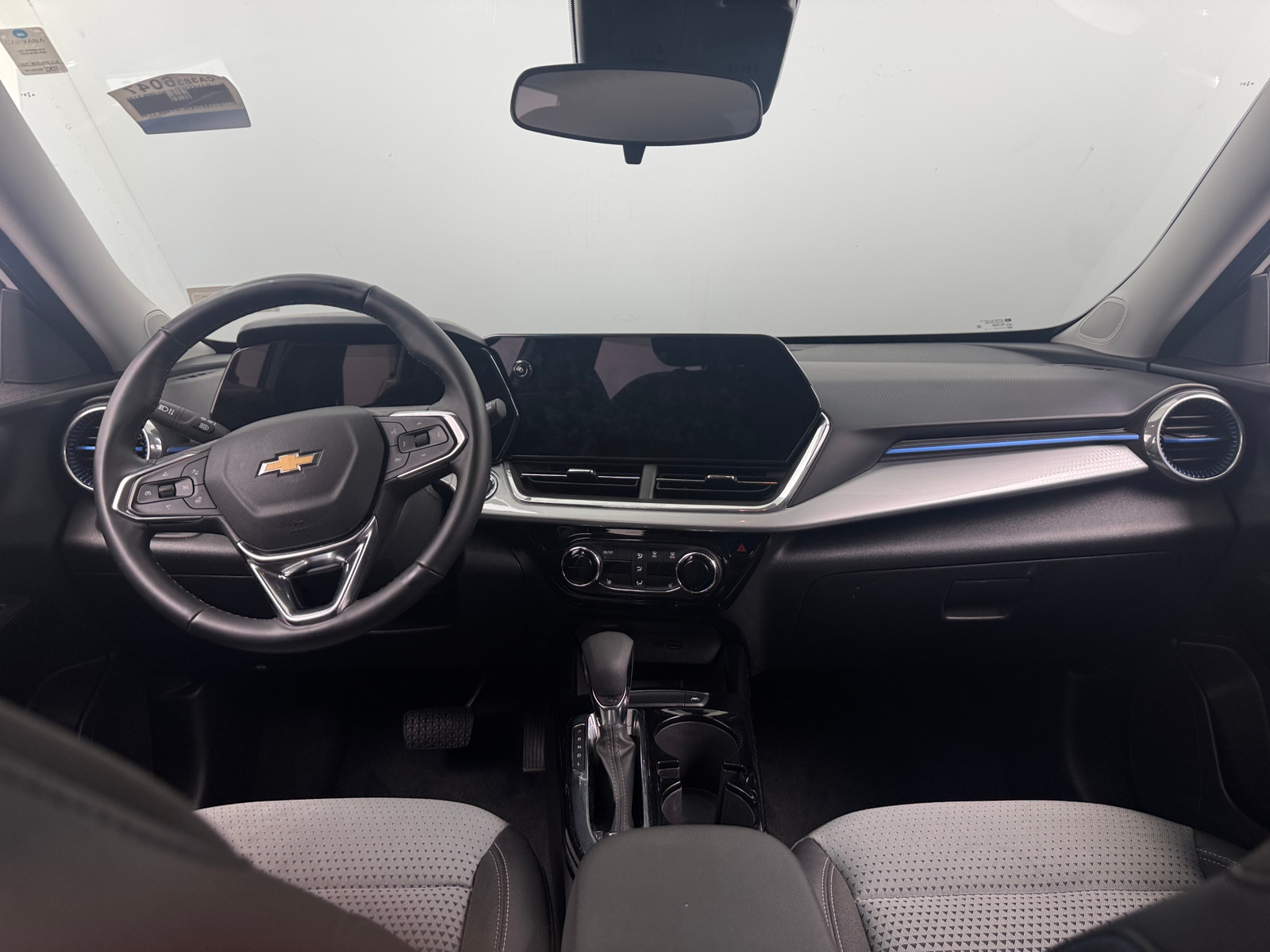 Thumbnail: 2025 Chevrolet Trax - 3