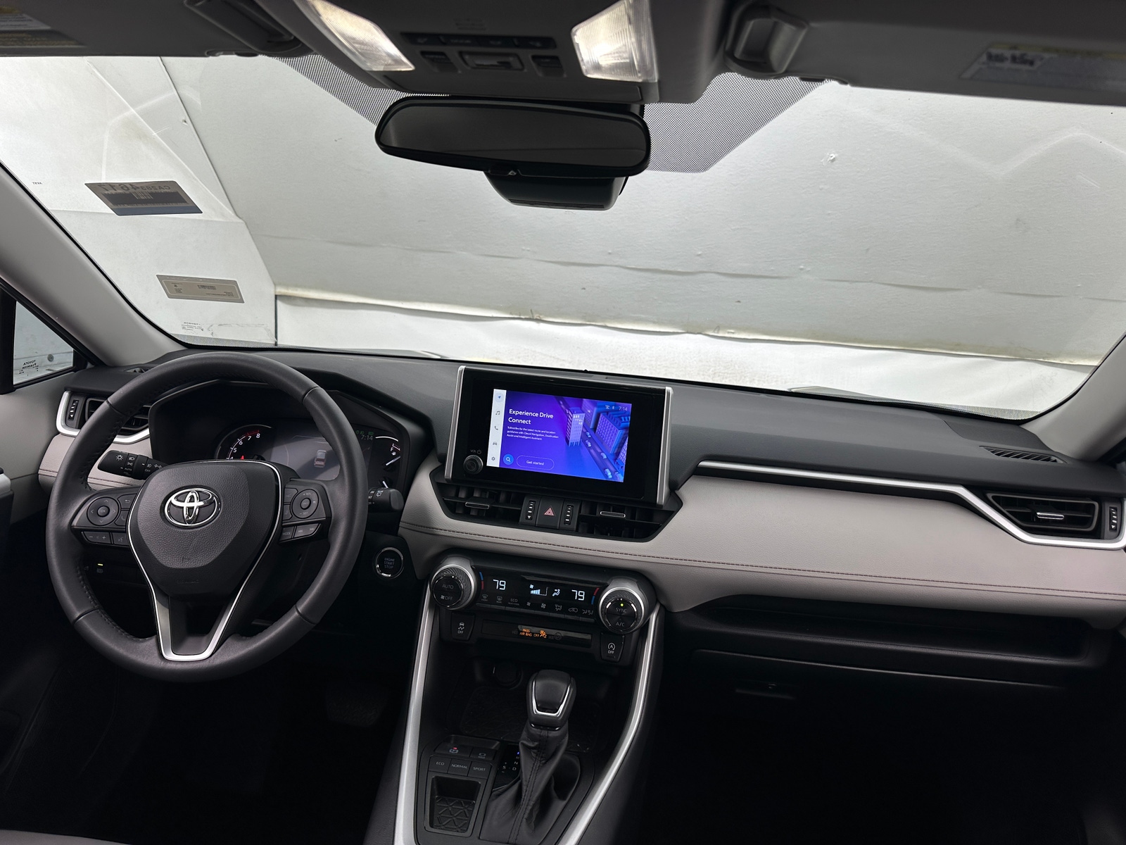 Thumbnail: 2025 Toyota RAV4 - 2