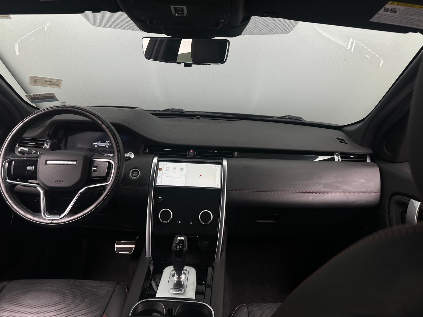 Thumbnail: 2021 Land Rover Discovery Sport - 2