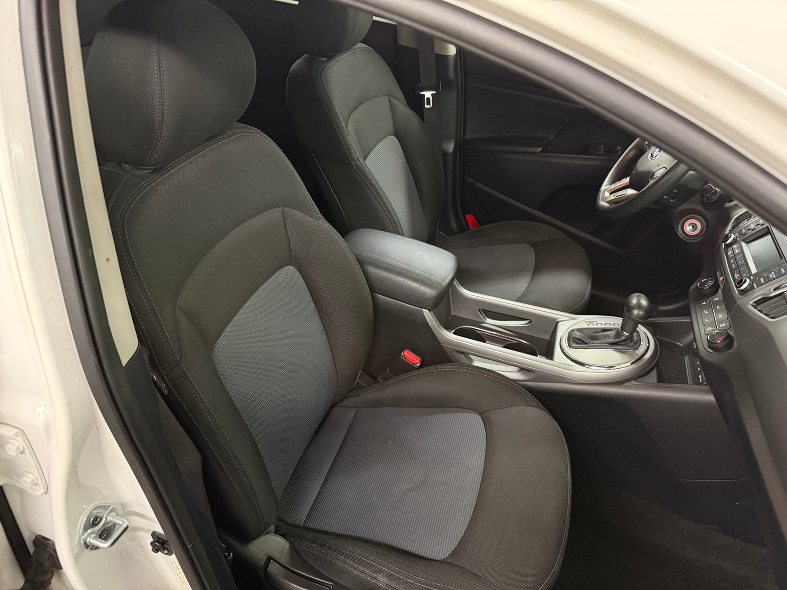 Thumbnail: 2015 Kia Sportage - 2