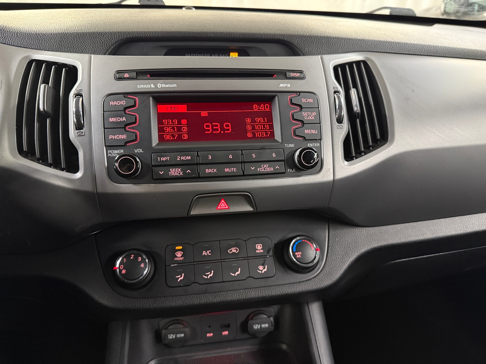 Thumbnail: 2015 Kia Sportage - 4