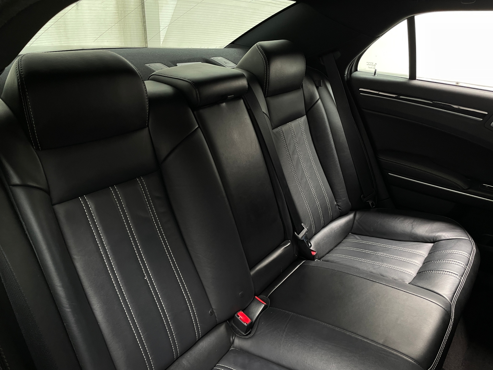 Thumbnail: 2017 Chrysler 300 - 5