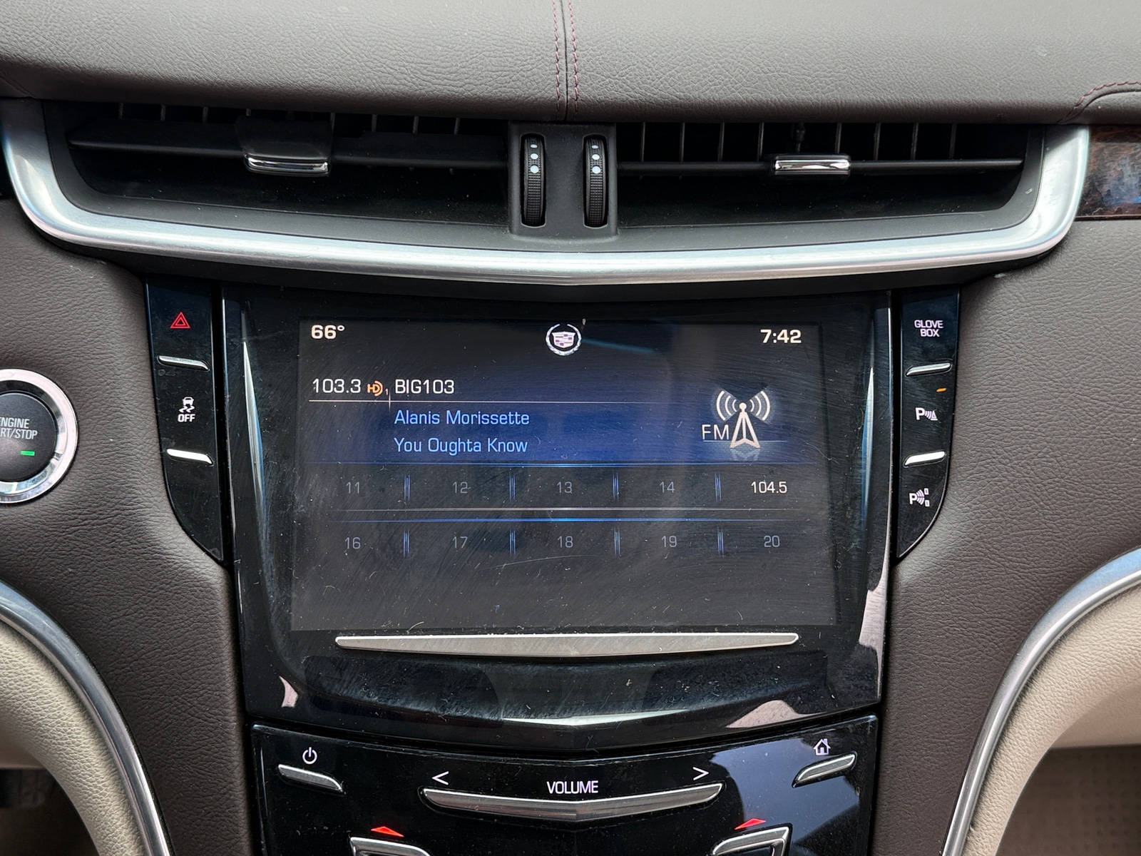 Thumbnail: 2014 Cadillac XTS - 3