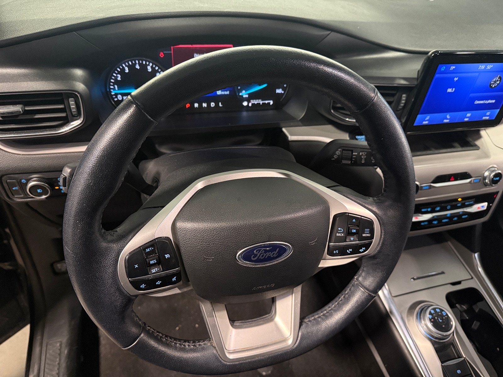 Thumbnail: 2023 Ford Explorer - 5