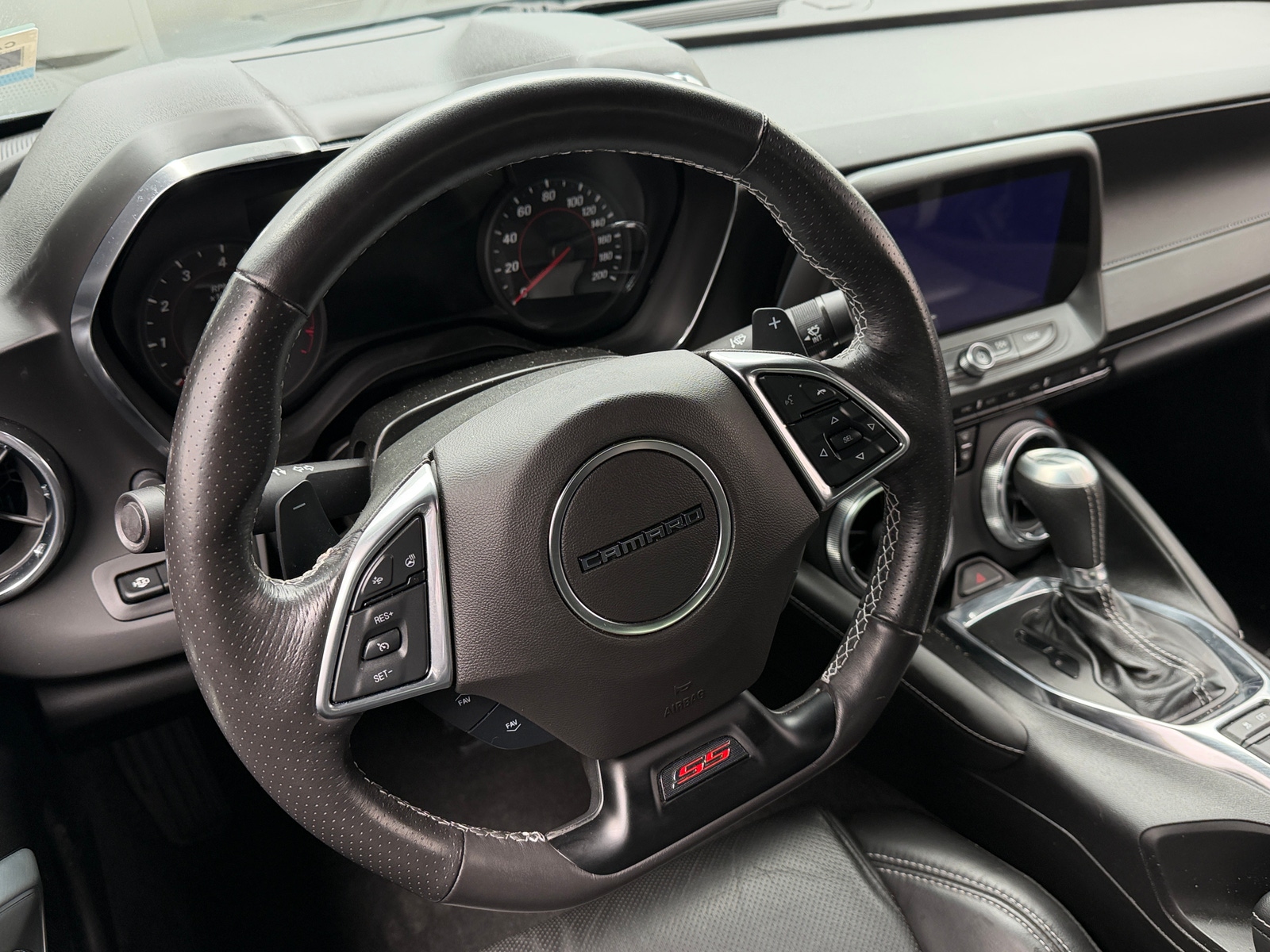 Thumbnail: 2019 Chevrolet Camaro - 3