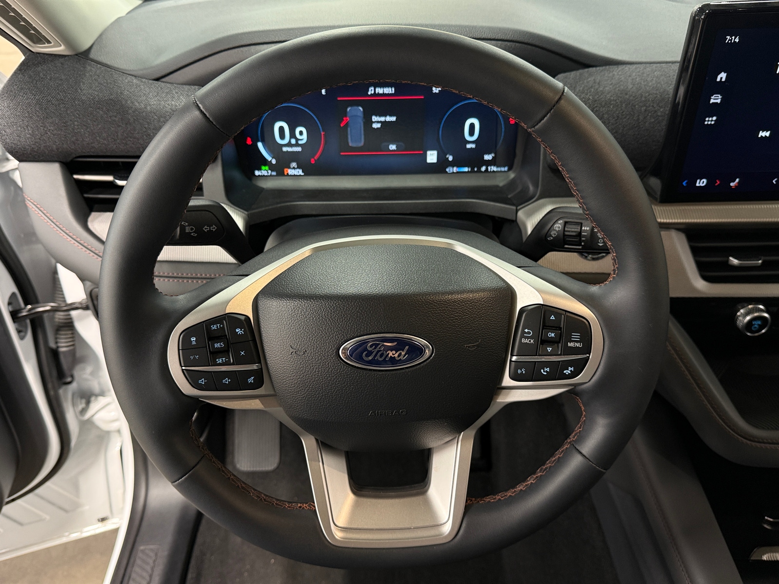 Thumbnail: 2025 Ford Explorer - 5
