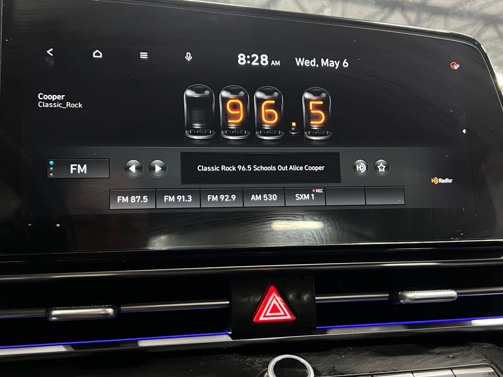 Thumbnail: 2021 Hyundai Elantra - 3