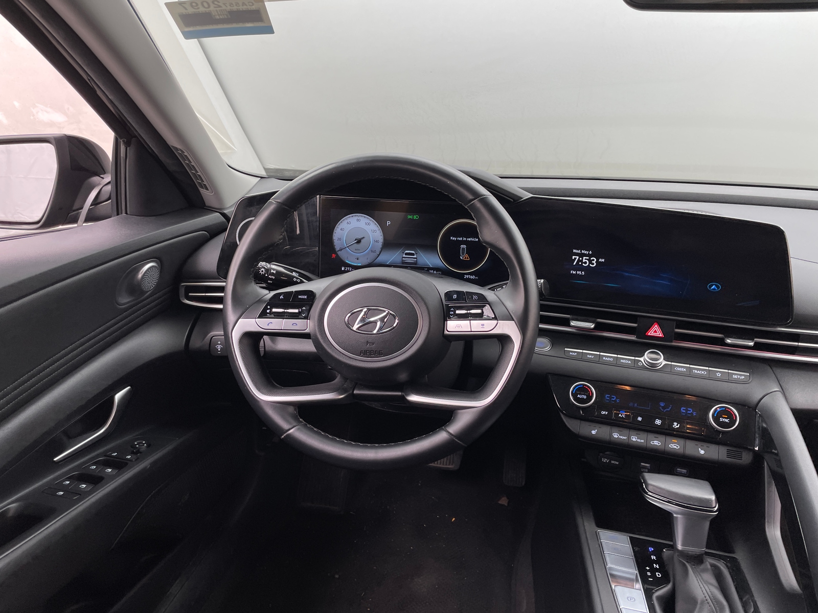 Thumbnail: 2022 Hyundai Elantra - 4