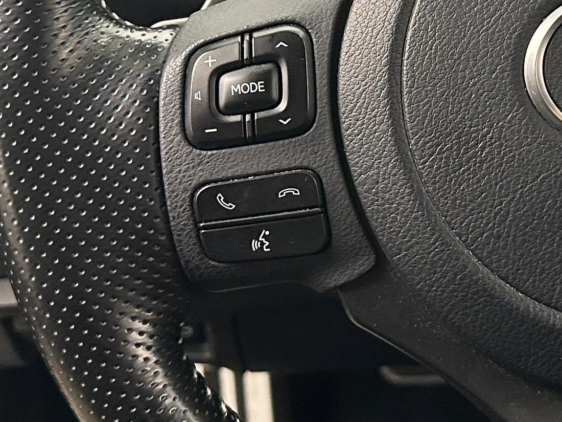 2021 Lexus IS 350 F SPORT - Photo 18