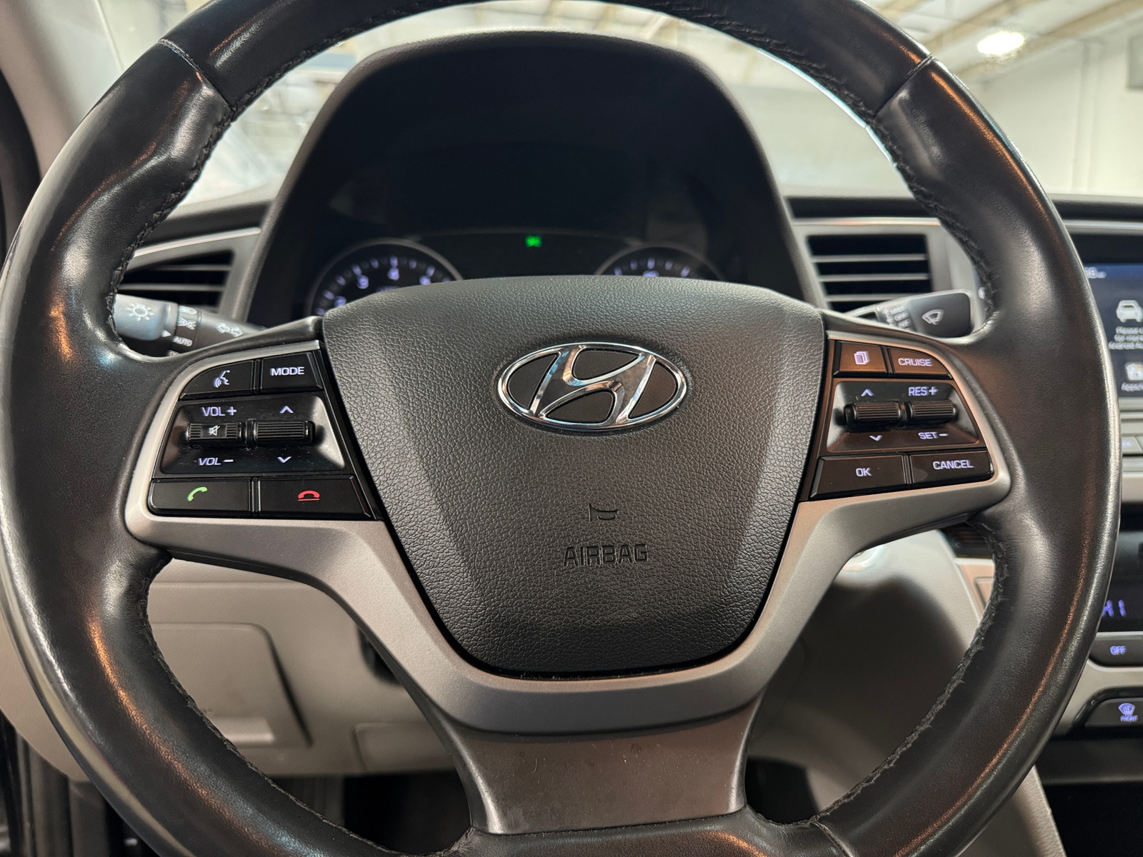 Thumbnail: 2018 Hyundai Elantra - 5