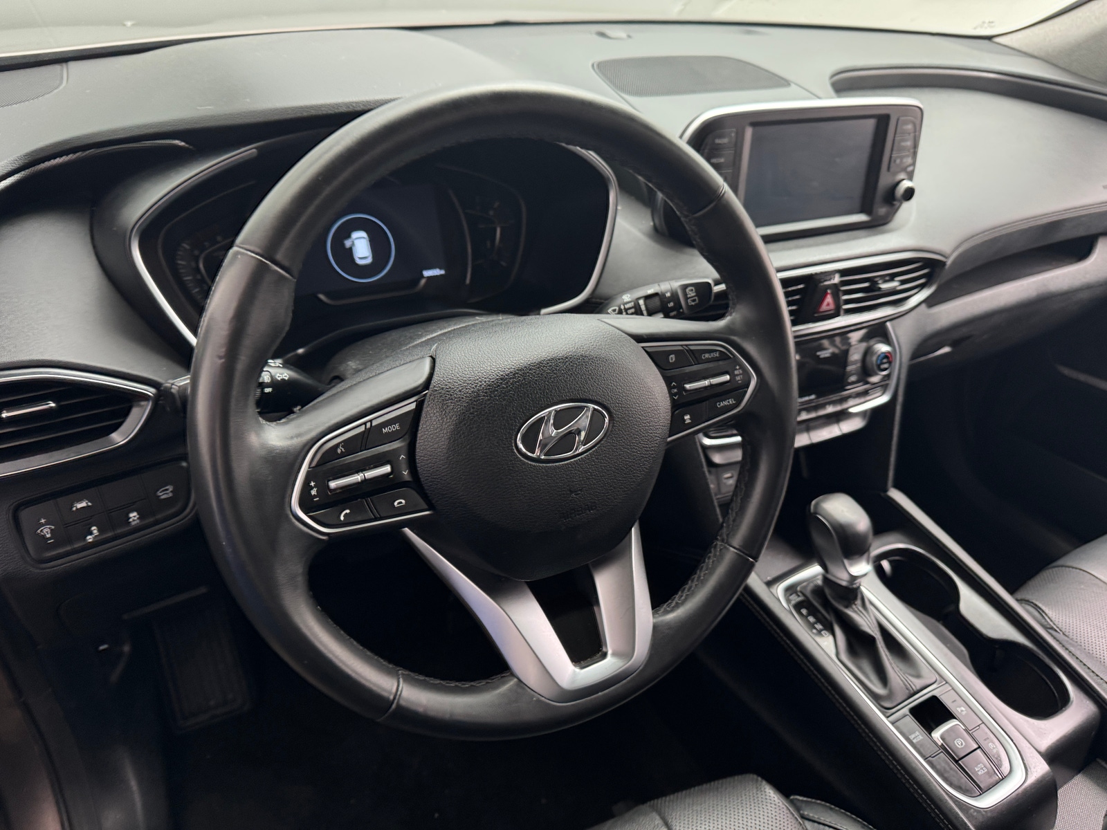 Thumbnail: 2019 Hyundai Santa Fe - 4