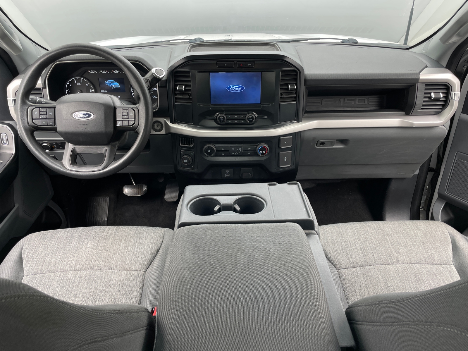 Thumbnail: 2022 Ford Econoline - 3