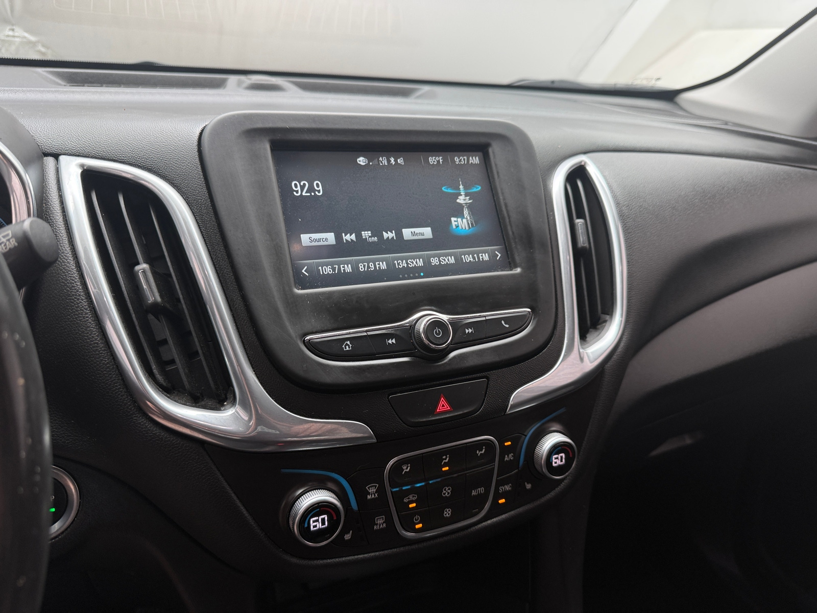 Thumbnail: 2018 Chevrolet Equinox - 4