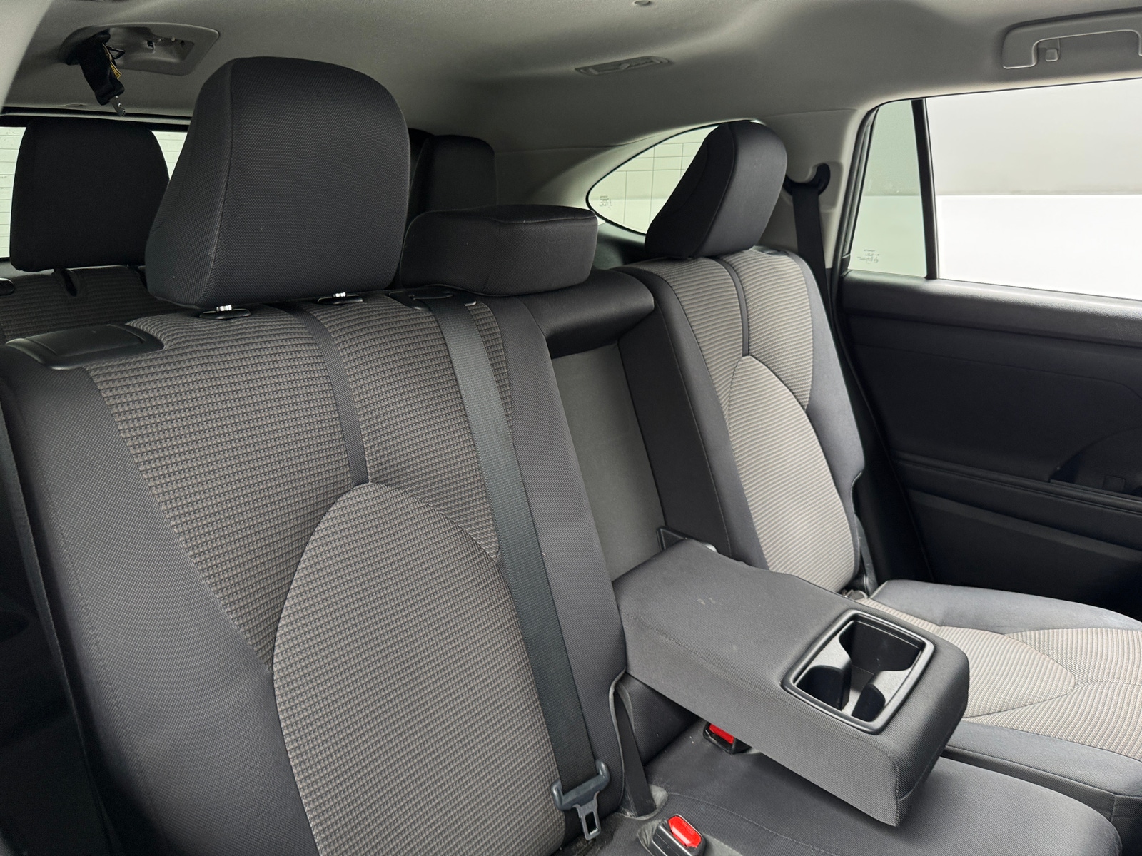 Thumbnail: 2021 Toyota Highlander - 6