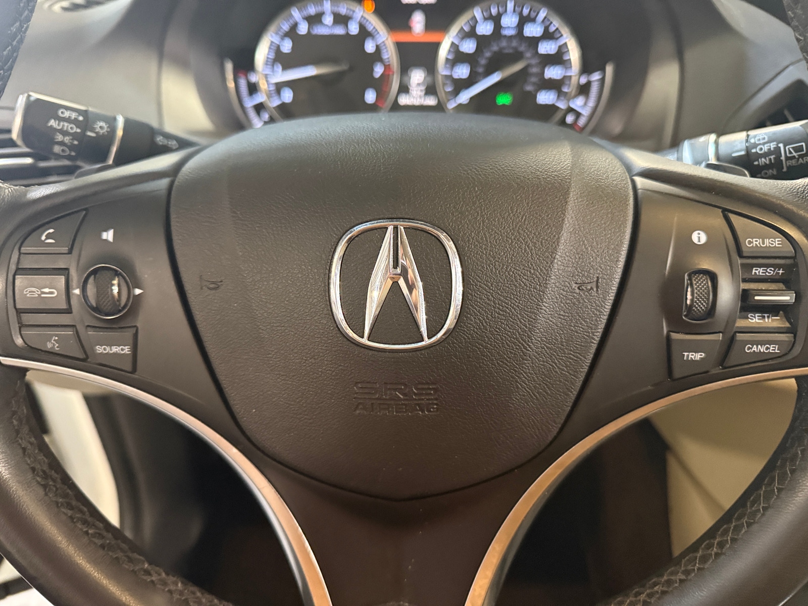 Thumbnail: 2016 Acura MDX - 4