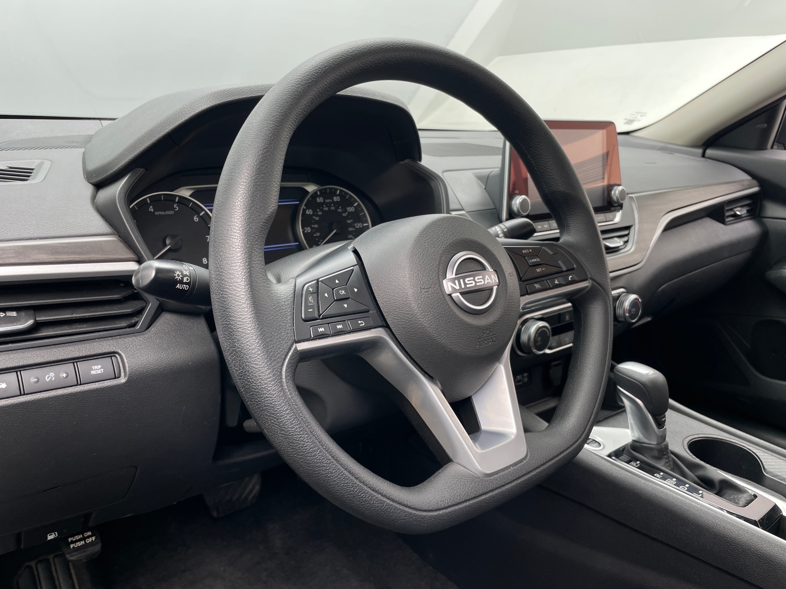 Thumbnail: 2025 Nissan Altima - 5
