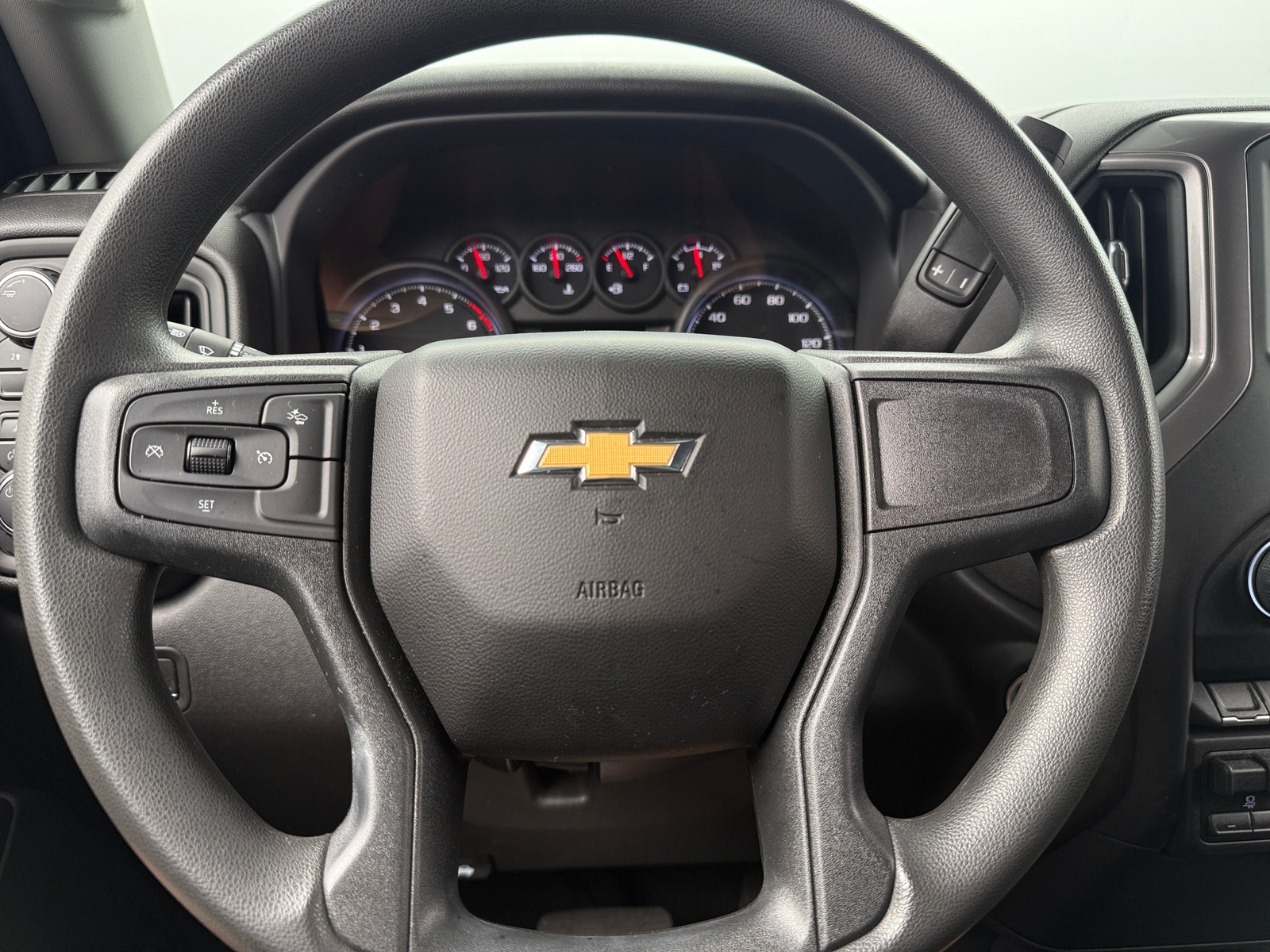 Thumbnail: 2024 Chevrolet Silverado 2500 - 5