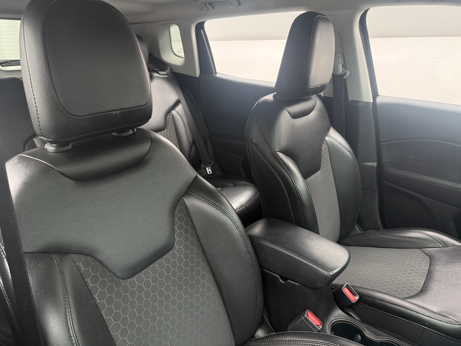 Thumbnail: 2019 Jeep Compass - 2